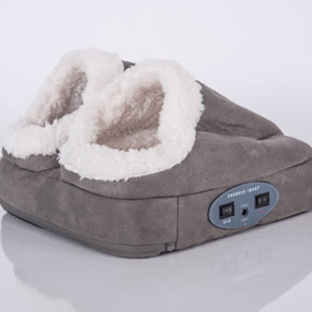 NEW SHARPER IMAGE FOOT MASSAGER AND WARMER IN GRAY - Picture 2 of 7